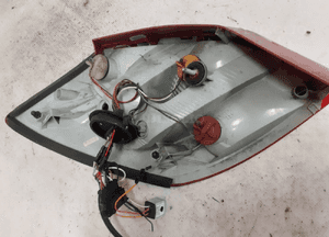 Tyl tylna lampa prawa skoda fabia ii 6