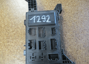 SKRZYNKA BEZPIECZNIKÓW X-TYPE 9X43-14A073-AA 1