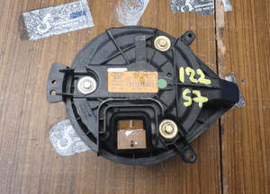 Wentylator Dmuchawa 8E1820021 A B E Nawiewu Nagrzewnicy VALEO EU AUDI A4 B6 B7 24