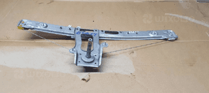 Mechanizm podnośnik szyby lewy tył BMW 3 E46 8196039 2