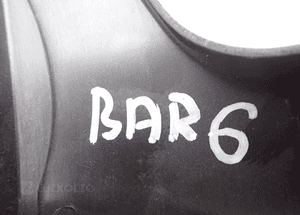 PEUGEOT PARTNER MOCOWANIE UCHWYT HALOGENU PRAWY PRZÓD 9643804577 2