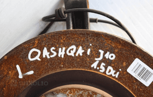 NISSAN QASHQAI J10 1.5 DCI zwrotnica lewa 3