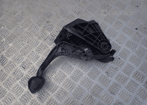 PEDAŁ SPRZĘGŁA VW POLO TOLEDO IV 6R2721059H RADOM 1