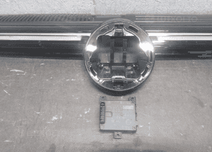 ATRAPA GRILL RADAR VW GOLF 8 VIII LED 5WA907561 8