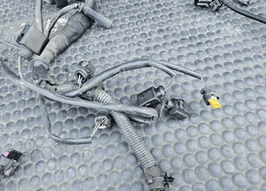 Wiazka Instalacja Silnika 2.7 TDI V6 CGKA 190KM Skrzynia Multitronik LTZ Europa Audi A4 B8 A5 8T 24