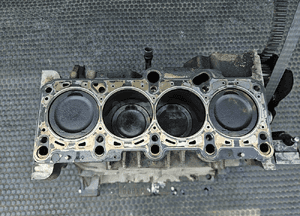 Blok Tloki Korbowody Wal Dół Silnika Cylindry Mocowanie Wału Panewki 2.0 ALT 20V Audi A4 B6 A6 C5 VW 14