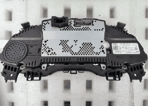 AUDI A6 C8 2.0 TDI LICZNIK ZEGARY Prędkościomierz 4K0920771B 5