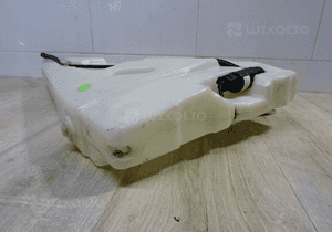 ZBIORNICZEK SPRYSKIWACZY VW TOUAREG 7L0955453D/E 7