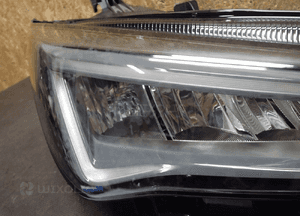 Lampa przód prawa cupra born full led 10F941008H 2