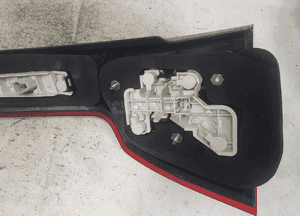 * LAMPA TYLNA PRAWA TYŁ PRAWO VOLVO V50 LIFT KOMBI 6