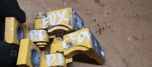 Zawias prawy przód dolny górny komplet VW Fox 5Z0831402 5