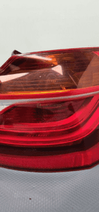 Bmw F45 lampa prawa tylna błotnik 7311030 7