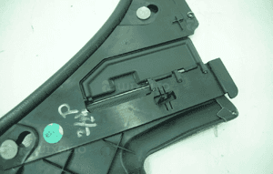 OSŁONA ZAWIASU DACHU KLAPKA PRAWA LEWA MERCEDES SL R230 02 13