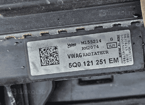 VW Passat B8 1.6 TDI pas przedni wzmocnienie przód chłodnica wentylator 3G0805588L 3
