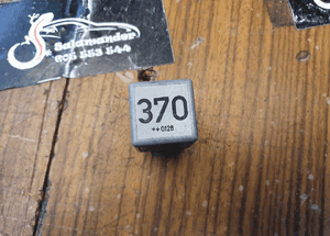 Przekaznik Przekaźnik 373 370 614 53 395 Sterownik Moduł Audi VW Skoda Seat 6
