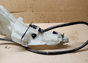 Zbiorniczek spryskiwaczy pompka Audi A6 C6 Sedan 4F0955453M 4