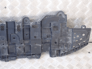Osłona pod zderzak przedni toyota yaris v 52618-K0010 2