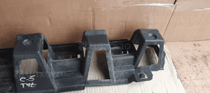 Ślizg zderzaka tył tylny środkowy Citroen C5 III Sedan 9681049580 4