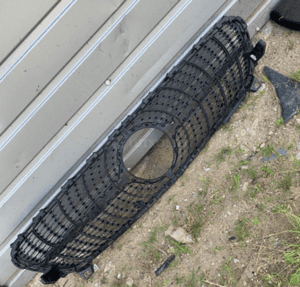 MERCEDES a 176 atrapa grill AMG diamond 3