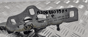 Mercedes W206 zawias maski pokrywy silnika prawy A2068803901 4