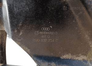 Mechanizm podnośnik szyby ramka prawy przód Audi A4 B5 8D0837754C 7