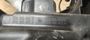 Zbiorniczek spryskiwaczy pompka Skoda Rapid 6R0955453D 6