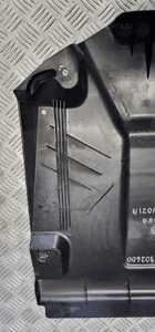 Mercedes W213 osłona płtya podwozia A2136902600 9
