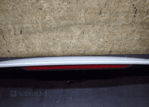 Spoiler klapy lotka vw golf viii 8 hb 5H6827933A 2