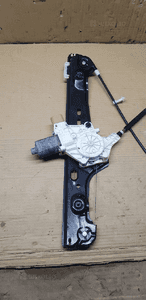Mechanizm podnośnik szyby prawy przód BMW 3 E90 7060266S 7140588E 3