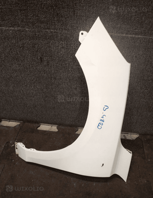 Błotnik przód lewy ford focus MK4 1