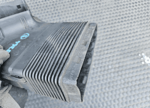 Przewód Dolot 8E0129618D 8E0129617D Wlot Kanał Filtra Powietrza Pas Przedni AUDI A4 B6 B7 19