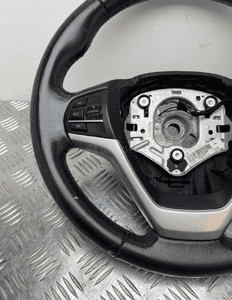 Bmw X3 F25 kierownica multifunkcyjna 5