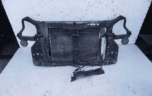 WZMOCNIENIE CHŁODNICE PAS HYUNDAI TUCSON I 2.0 16V 1
