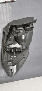 Bmw F45 lampa prawa tylna błotnik 7311030 10