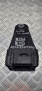 Mercedes W205 łapa silnika A2462200300 2