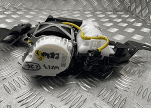 Mercedes W213 pas bezpieczenstwa lewy przód napinacz A2138605500 13