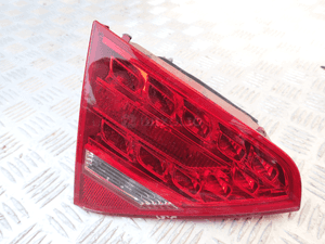 LAMPA LEWY TYŁ W KLAPE AUDI A5 SPORT PRZED LIFT 8T0945093A 1