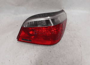 . TYL TYLNA LAMPA PRAWA BMW E60 1