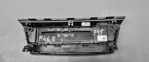 Bmw F45 panel sterowania radia 9312393 8