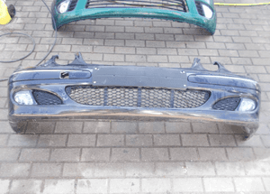 MERCEDES C-KLASA W-203 ZDERZAK PRZÓD PRZEDNI HALOGEN CHROM 1