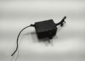 SKRZYNKA BEZPIECZNIKÓW PRZEKAŹNIKÓW OBUDOWA BMW 7 E23 1977-1986 2