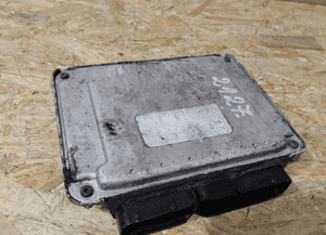 STEROWNIK SILNIKA KOMPUTER VW TRANSPORTER T4 2.5 TDI 074906018AK 0281010462 1