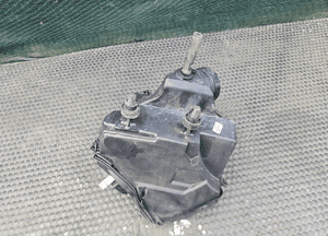 Obudowa Filtra 8K0133835B 8K0133837B 8K0133843D Powietrza Pokrywa Filtr Oslona 2.7 3.0 TDI Audi A4 B8 A5 Q5 17