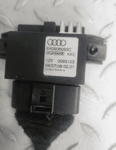 AUDI A4 A5 B8 2.0TFSI STEROWNIK POMPY PALIWA 8K0906093C