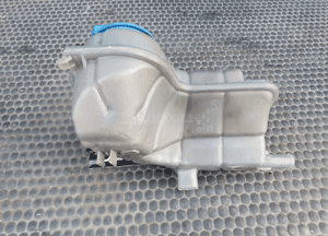 Zbiorniczek 8E0121403 8E0121321 Zbiornik Wyrównawczy Płynu Chłodzacego Korek Czujnik AUDI A4 B6 B7 A6 28