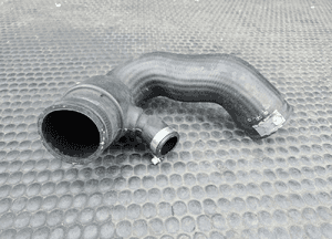 Przewod 8E0145832D 8E0145838G 8E0145834F Rura Powietrza Kolanko Waz Intercooler 1.8 T Audi A4 B6 B7 28