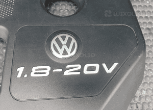 Osłona 06A103925 K L M Dekiel Pokrywa Silnika Na silnik Górna Znaczek 1.8 20V VW Golf IV 4 Skoda Seat Audi 3