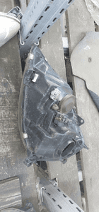 . PRZOD PRZEDNIA LAMPA PRAWA RENAULT CLIO 2 5
