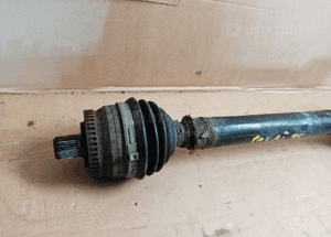 Półoś prawa długa VW Passat B5 FL 2.0 8V Automat 8D0407272DM 2
