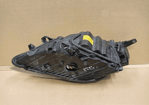 LAMPA PRAWA PRAWY XENON VOLVO V40 II 12- 3